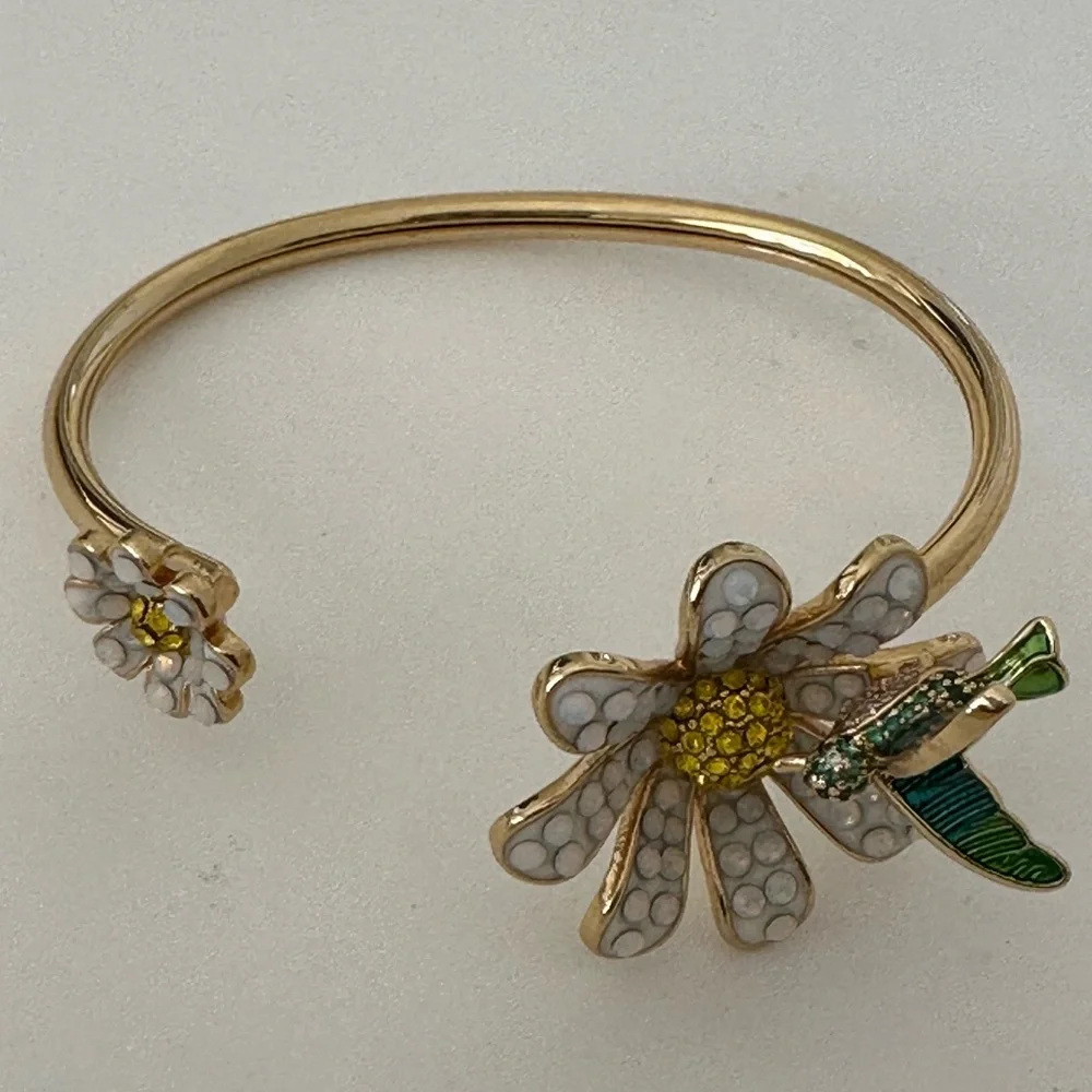 kate spade Gold and White Daisy Hummingbird Cuff Bracelet - Picture 7 of 12